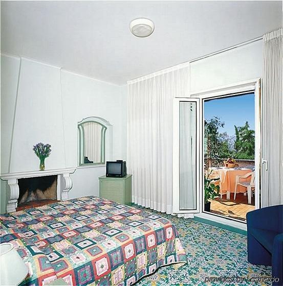 Hotel La Pergola Roma Camera foto