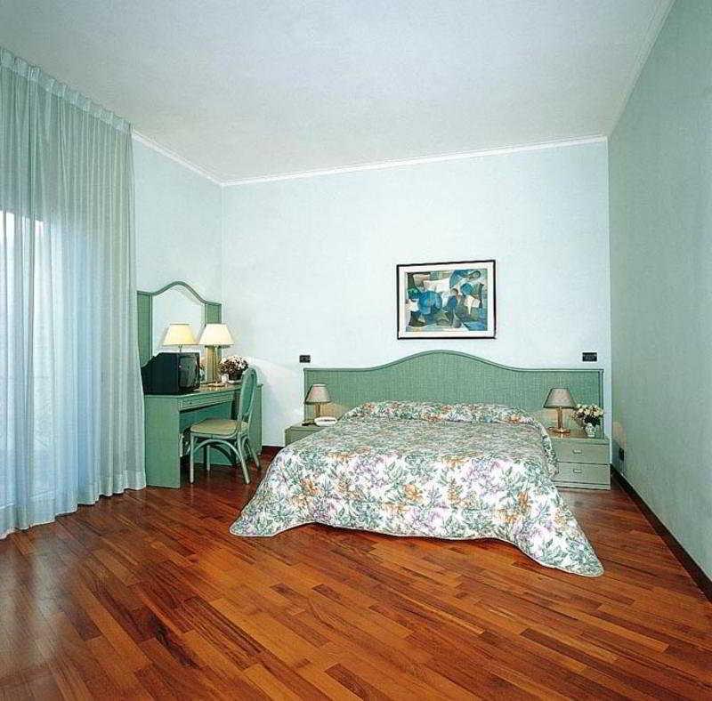 Hotel La Pergola Roma Camera foto