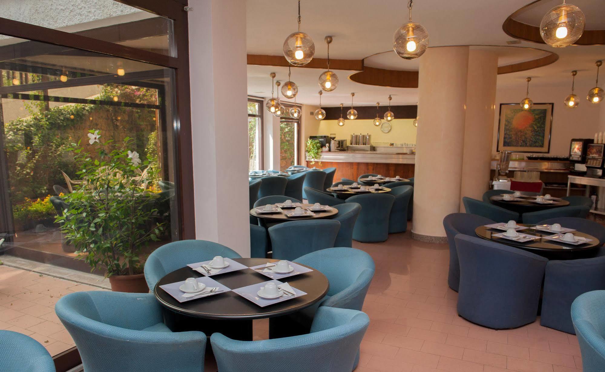 Hotel La Pergola Roma Esterno foto